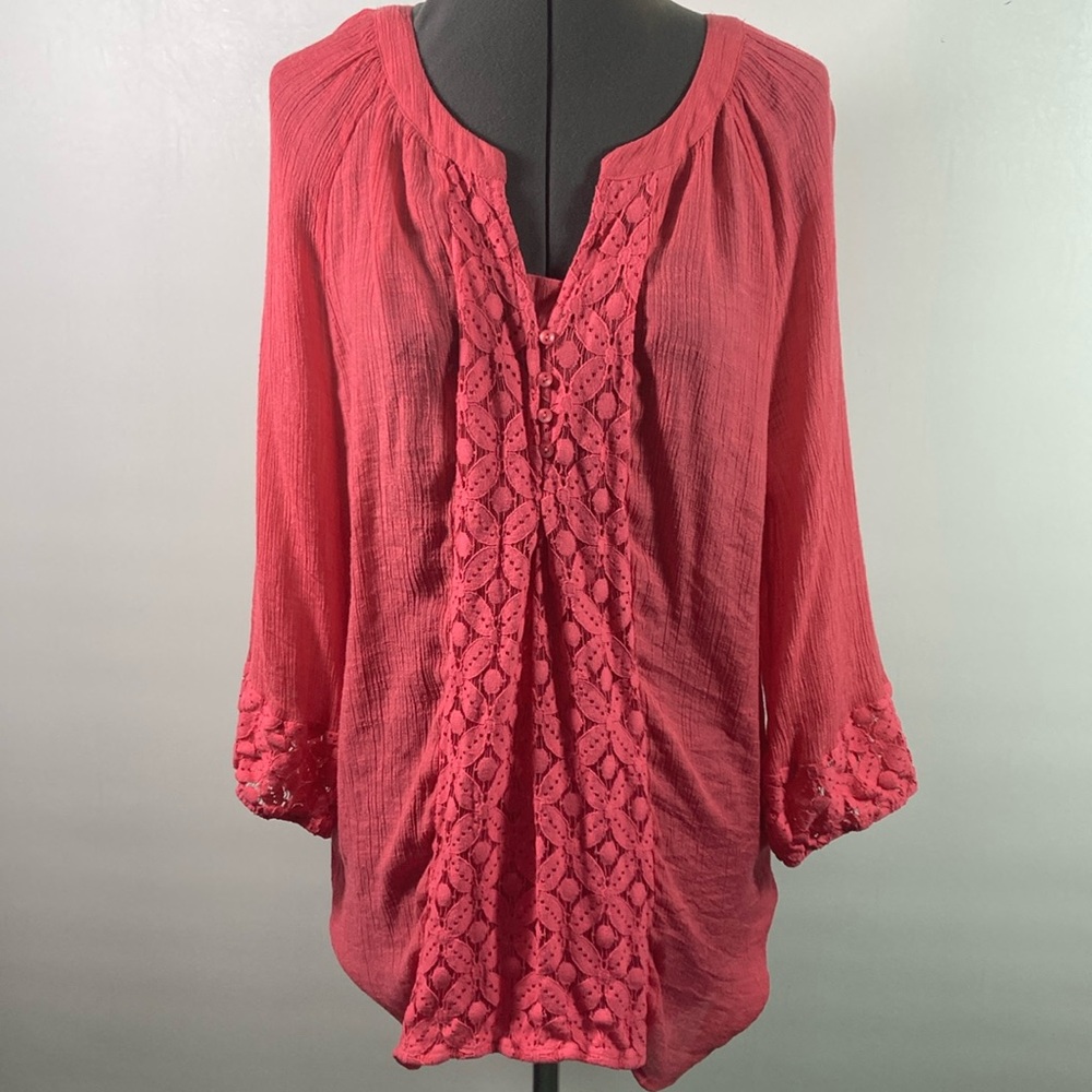 Counterparts Top Women Size 1X Rose 3/4 Elastic Sleeve Heavy Embroidery Front